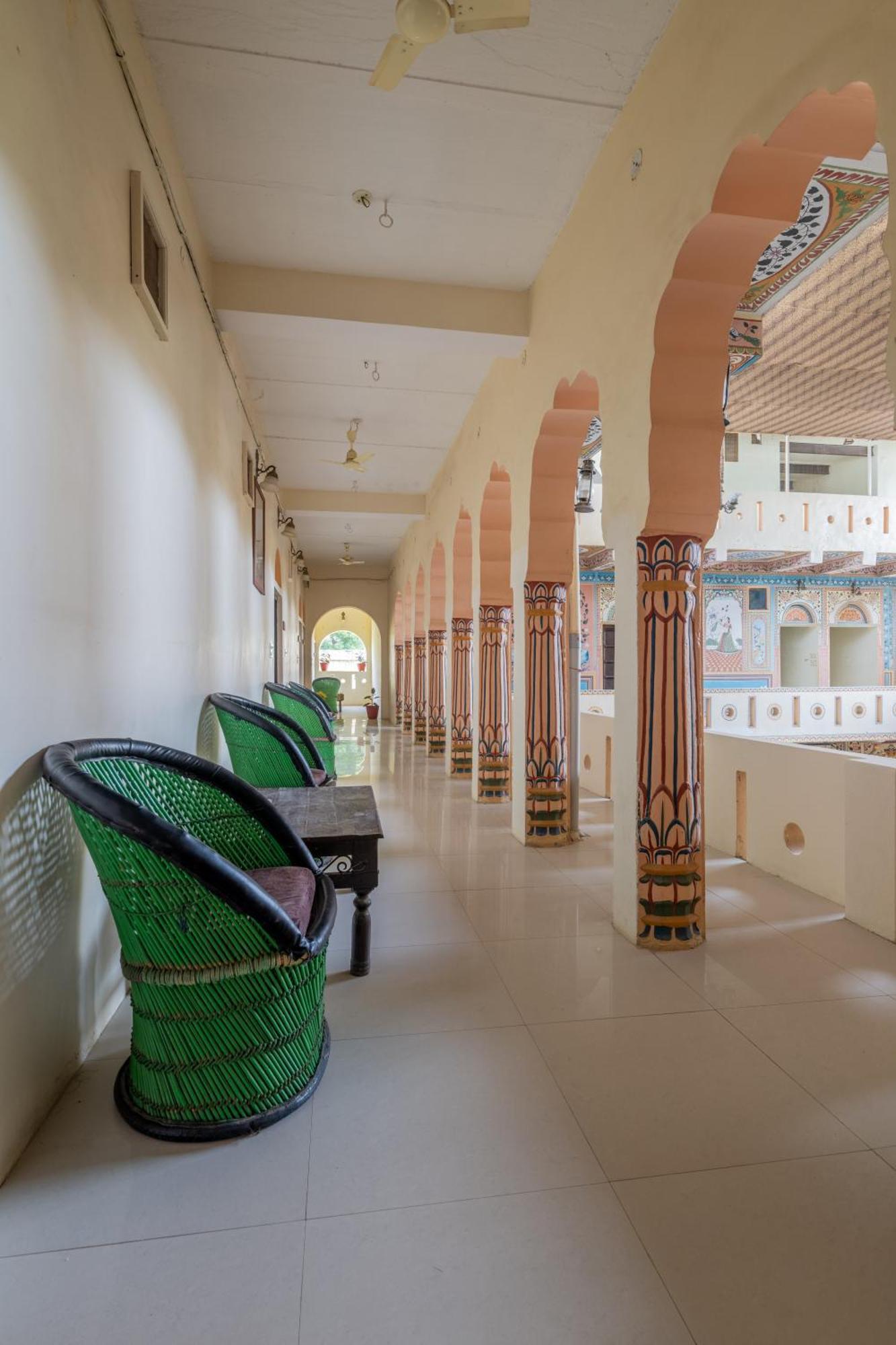Hotel Shahi Palace Mandāwa Buitenkant foto